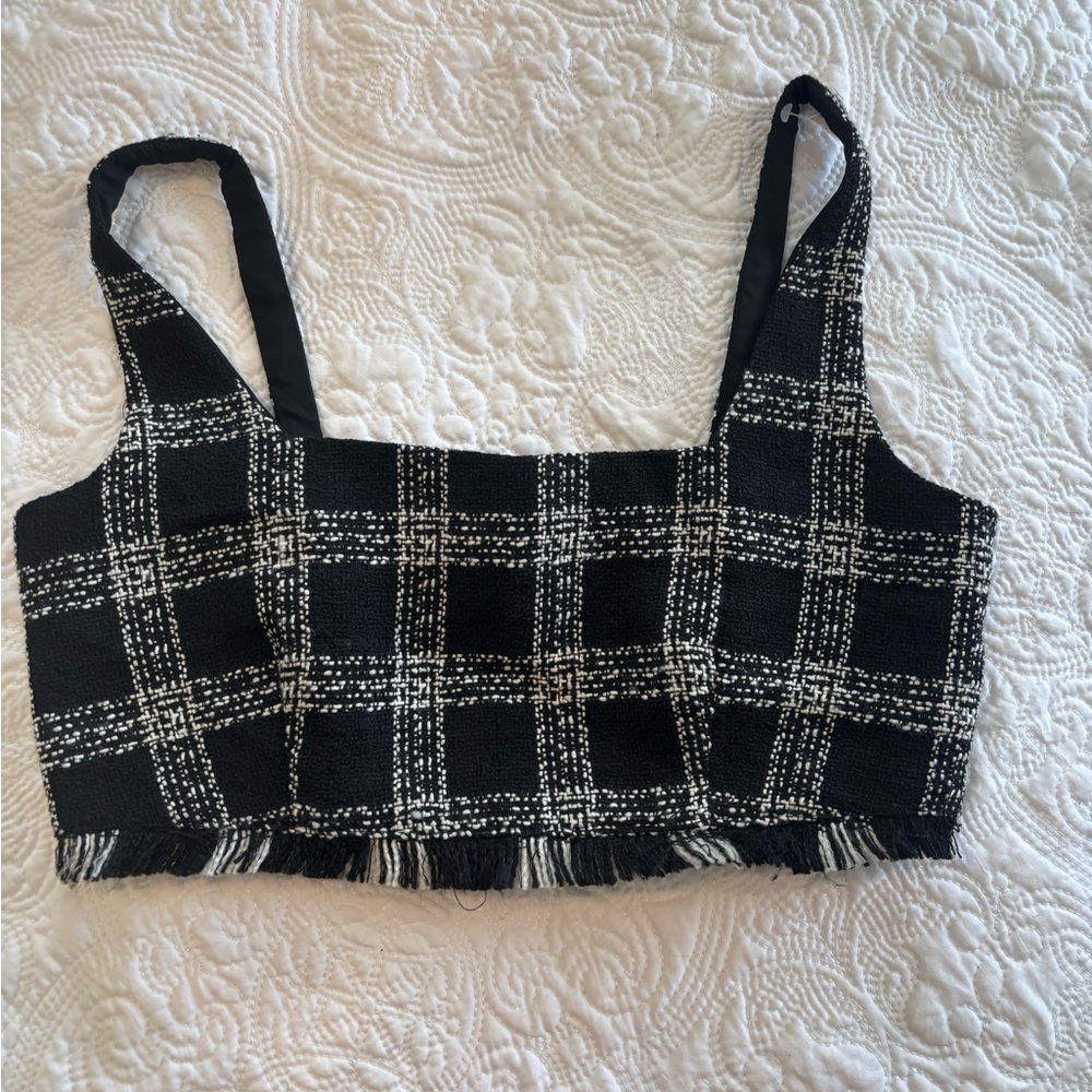 NWOT house of Harlow Plaid Black and White Women's Top